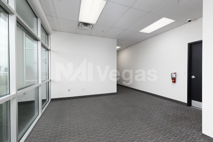 More Photos Of 1660 Helm Dr, Las Vegas Unknown For Lease