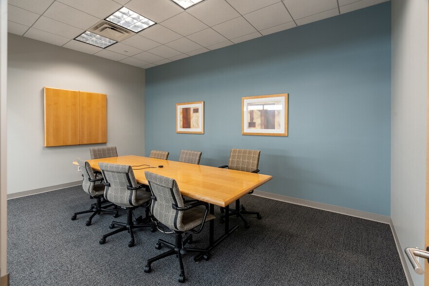 More Photos Of 5001 Meadowland Pky, Marion Office For Sale