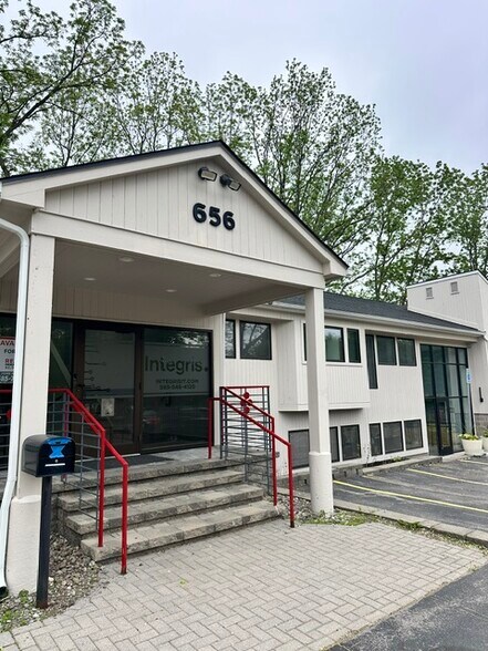 More Photos Of 656 Kreag Rd, Pittsford Office For Lease