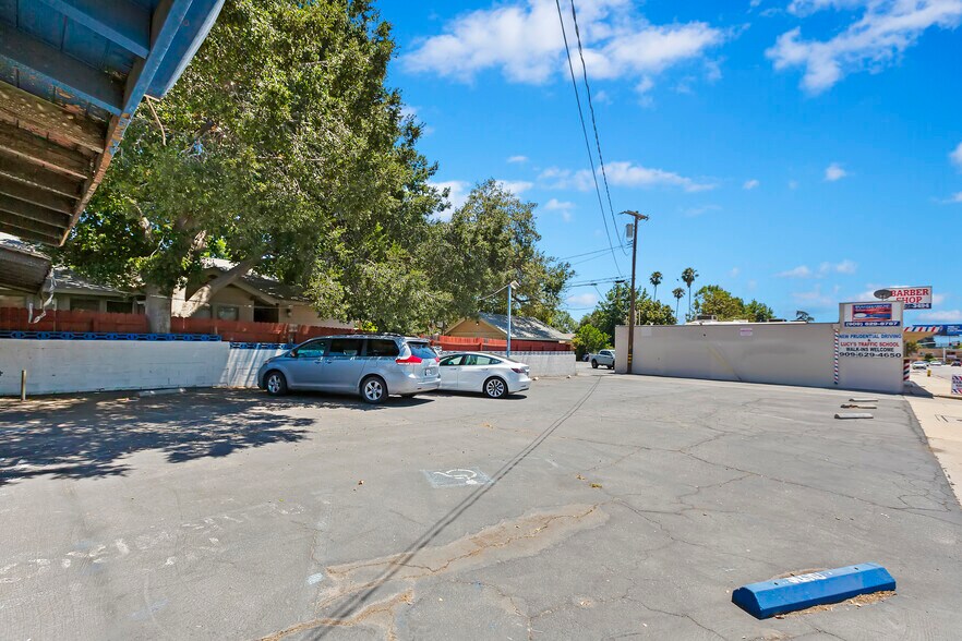 More Photos Of 1192 Garey Ave, Pomona General Retail For Sale