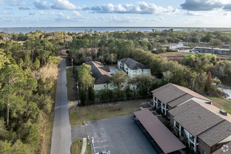 More Photos Of 530 Belltower Ave, Deltona Apartments For Sale