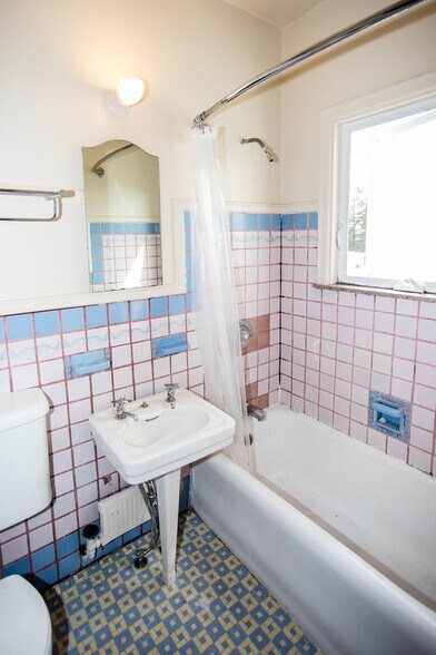 More Photos Of 22 Domingo Ave, Berkeley Apartments For Sale