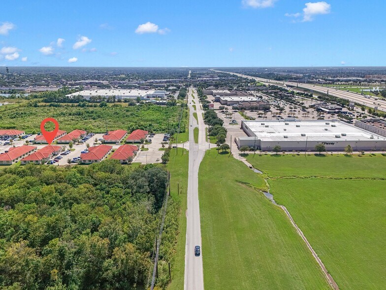 More Photos Of 2743 Smith Ranch Rd, Pearland Loft Creative Space For Sale