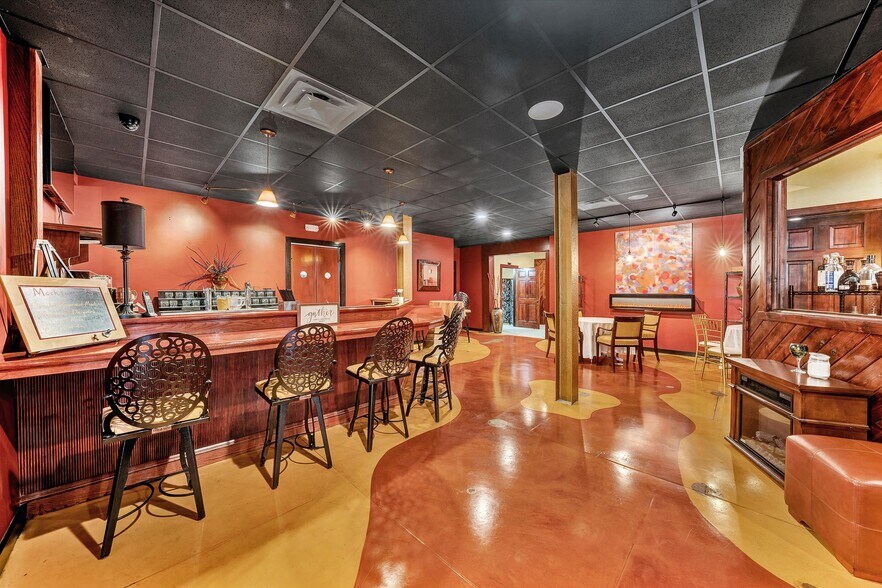 More Photos Of 106 Stoney Battery Rd, Troutville Restaurant For Sale