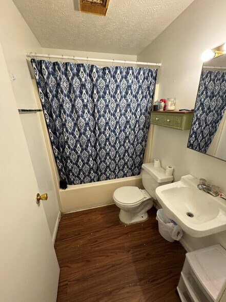 More Photos Of 509 Last Resort Ct, Cumberland Multifamily For Sale