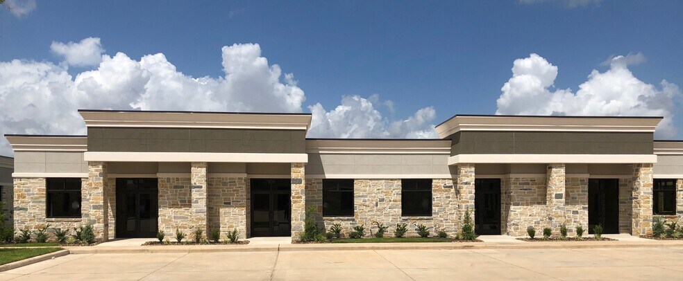 More Photos Of 28111 S Firethorne Rd, Katy Medical For Lease