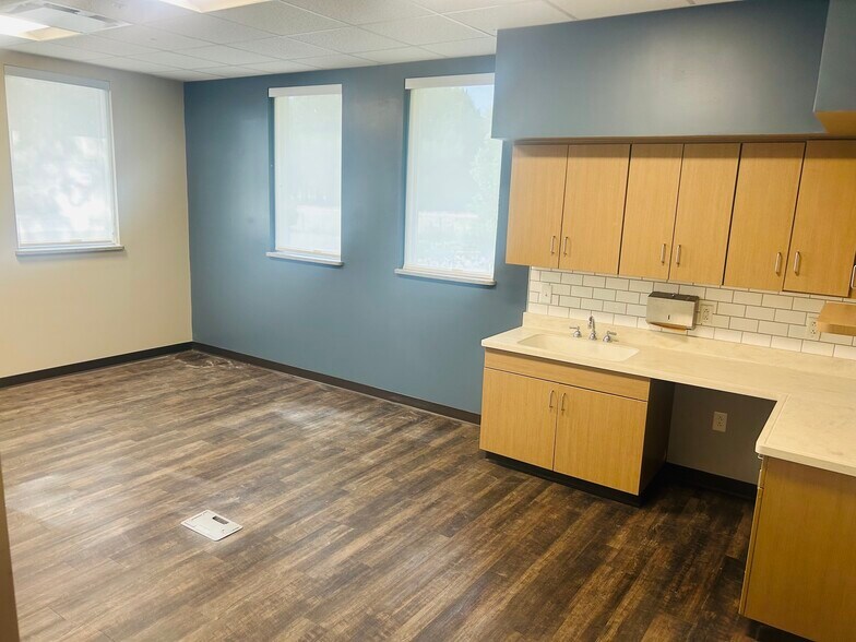More Photos Of 102 Coyote Ln, Robersonville Medical For Lease