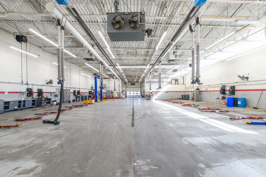 More Photos Of 6320 Telluride Dr, Lincoln Auto Dealership For Sale