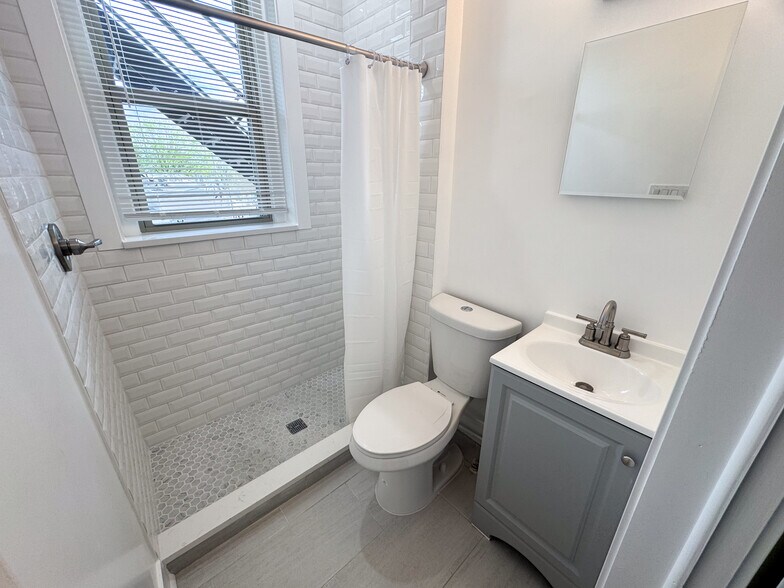 More Photos Of 3427 13th St NW, Washington Apartments For Sale