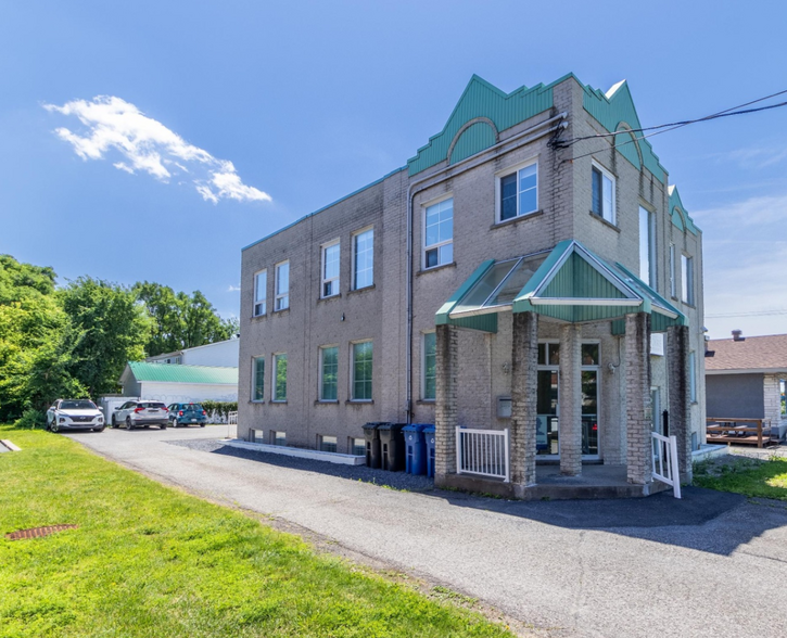 Primary Photo Of 1226 Ch Du Coteau-Rouge, Longueuil Office For Sale