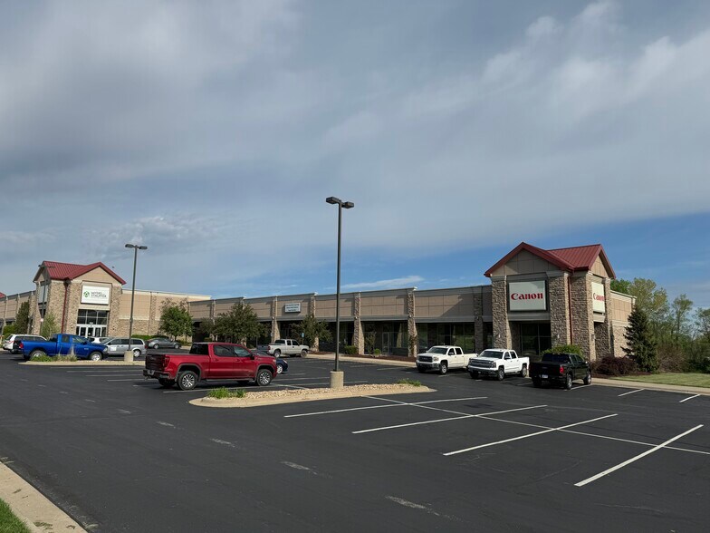 More Photos Of 1131 SW Winding Rd, Topeka Office For Sale