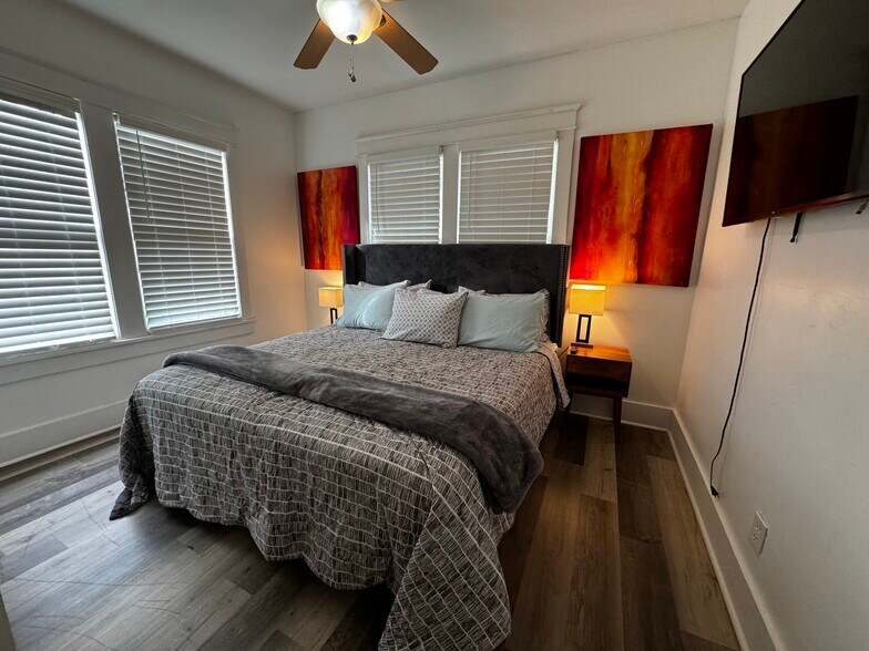 More Photos Of 113 30th Ave N, Nashville Medical For Sale