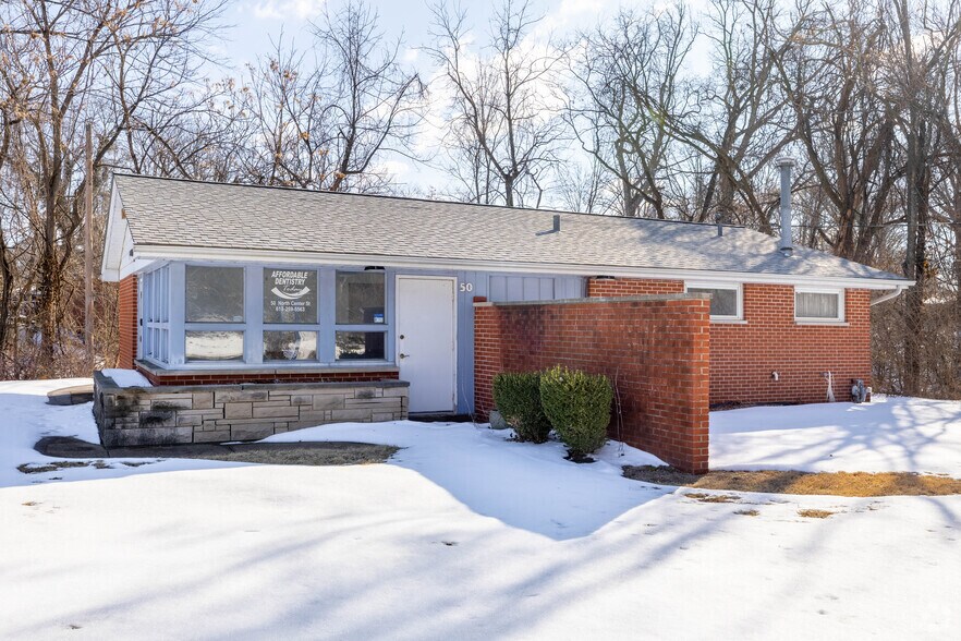 More Photos Of 50 N Center St, East Alton Medical For Sale