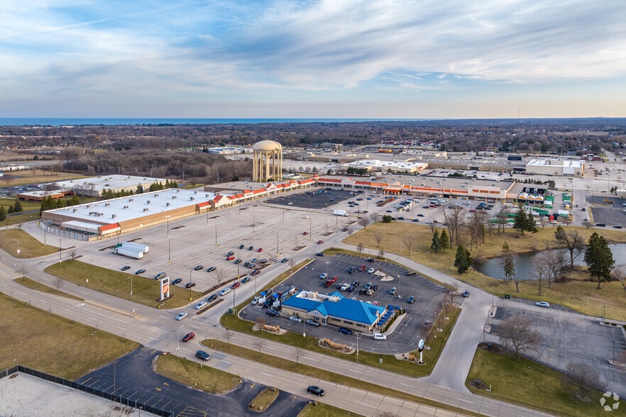 More Photos Of 2211-2417 S Green Bay Rd, Racine Unknown For Lease