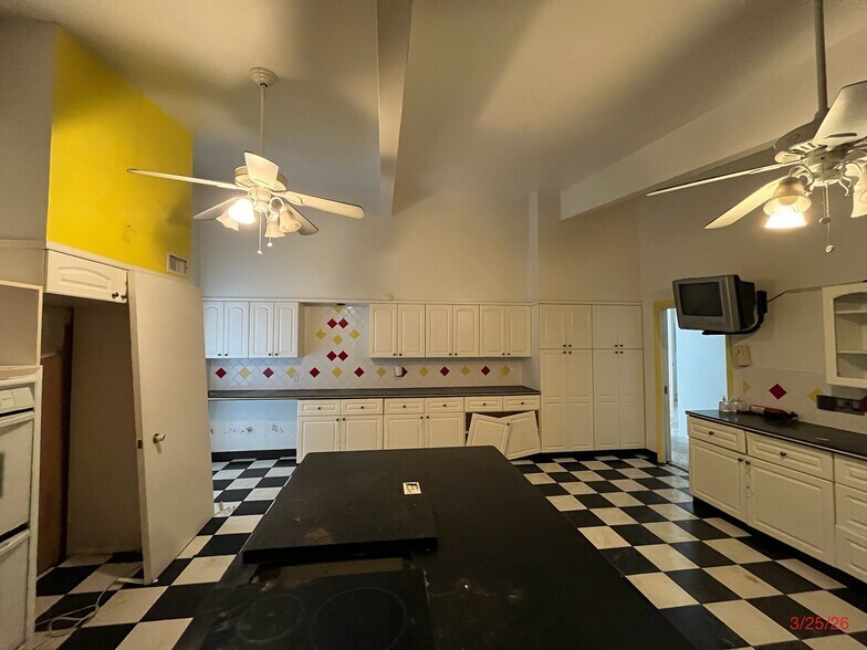 More Photos Of 20551 Norwood Dr S, Southfield Land For Sale
