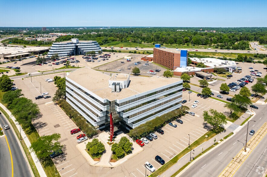 More Photos Of 3433 NE Broadway St, Minneapolis Office For Lease