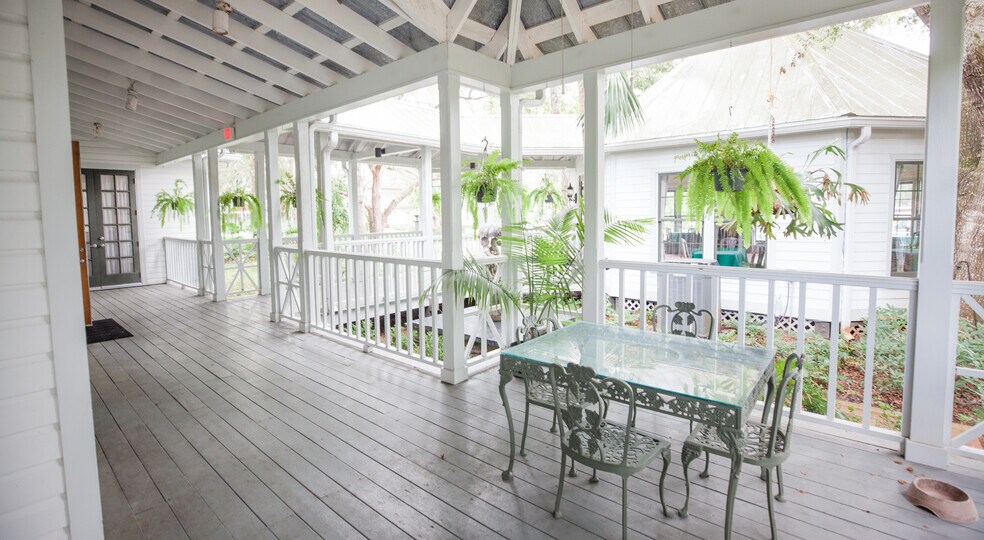 More Photos Of 219 Highway 51 NE, Steinhatchee Lodge Meeting Hall For Sale