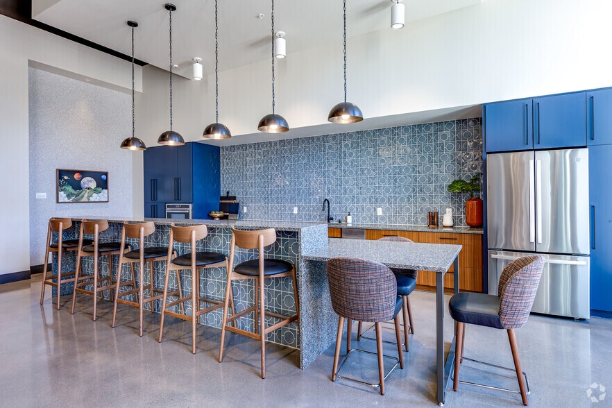 More Photos Of 2301 NE California St, Minneapolis Apartments For Lease