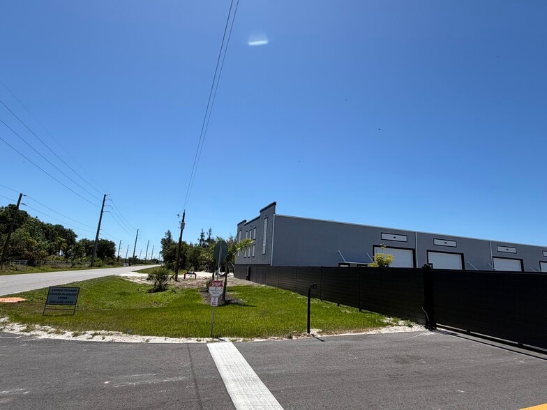 More Photos Of 4017 Taylor Rd, Punta Gorda Warehouse For Sale