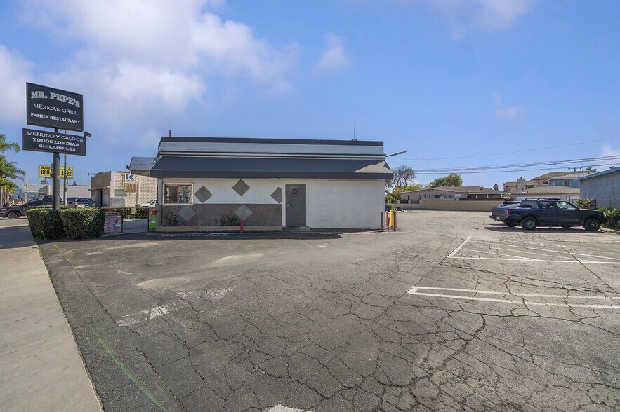 More Photos Of 201 W Whittier Blvd, Montebello Freestanding For Sale