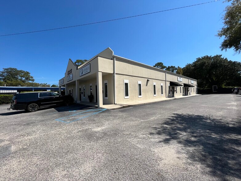 More Photos Of 1233 Ben Sawyer Blvd, Mount Pleasant Office For Lease