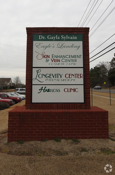 More Photos Of 1325 Rock Quarry Rd, Stockbridge Medical For Lease