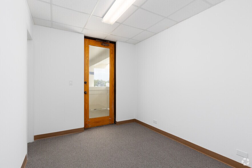 More Photos Of 500 N Washington Ave, Titusville Medical For Sale