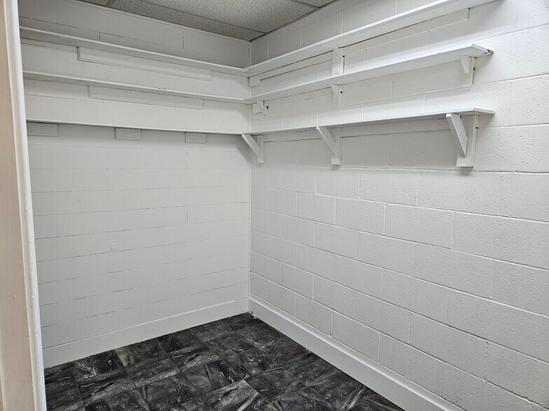 More Photos Of 928 15th St, Modesto Office For Lease