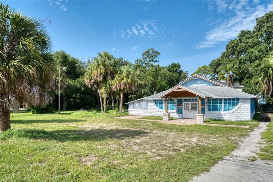 More Photos Of 1040 Broadway, Dunedin Land For Lease