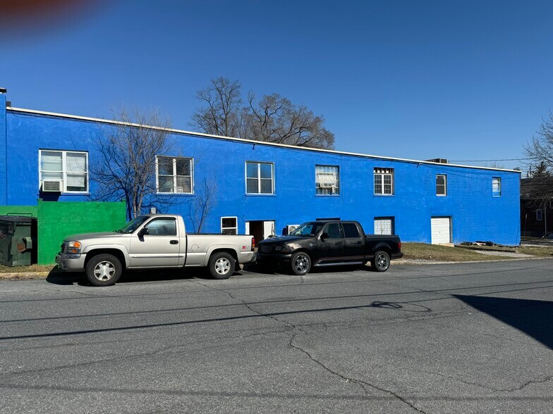 More Photos Of 181 S Whitfield St, Nazareth Office Residential For Sale