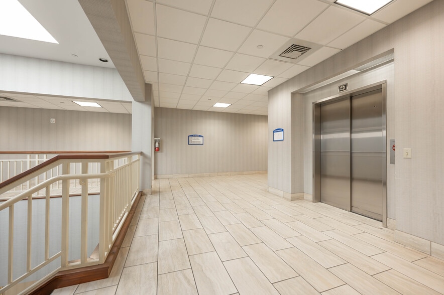 More Photos Of 7200 W Cathedral Rock Dr, Las Vegas Medical For Sale