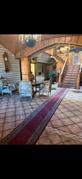 More Photos Of 84 Park Ave, Flemington Office For Lease