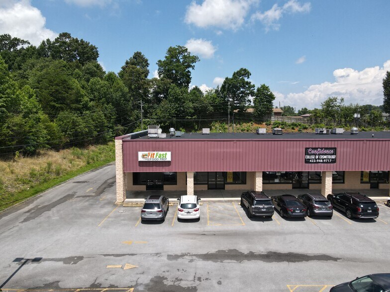 More Photos Of 5674 Highway 11 E, Piney Flats Unknown For Lease