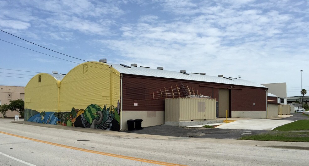 More Photos Of 1942 2nd Ave S, Saint Petersburg Warehouse For Lease