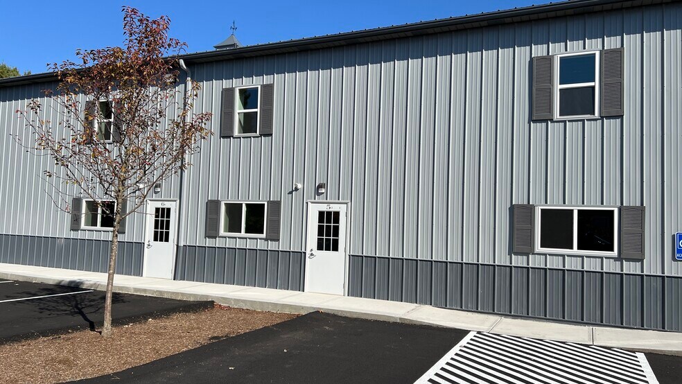 More Photos Of 68 Mercantile Way, Mashpee Warehouse For Lease