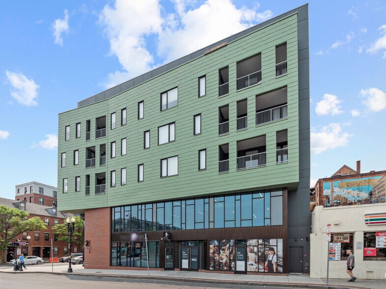 More Photos Of 2-10 Maverick Sq, Boston Apartments For Lease