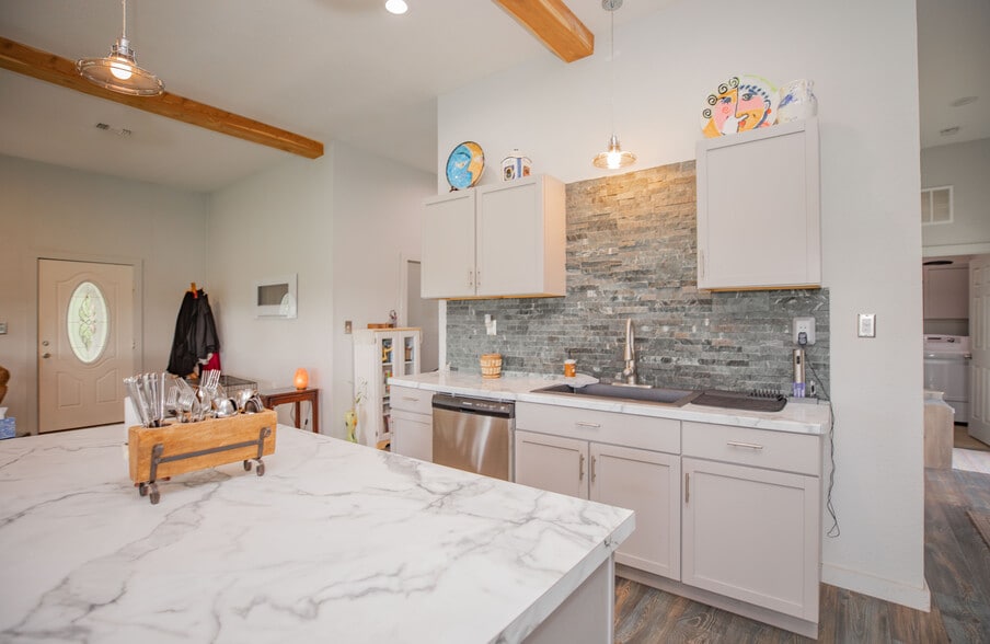 More Photos Of 8400 E 1320 Rd, Stockton Winery Vineyard For Sale