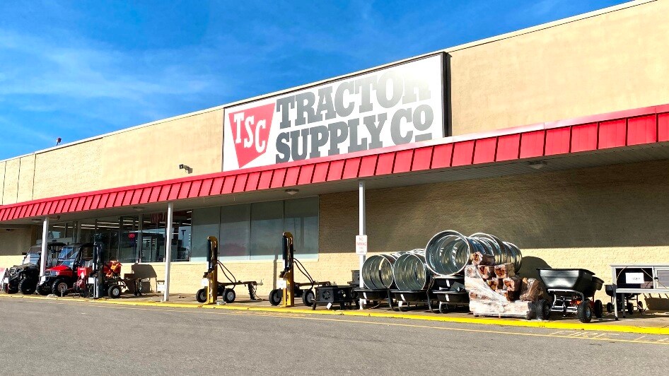 More Photos Of 2789 E State St, Salem Unknown For Lease