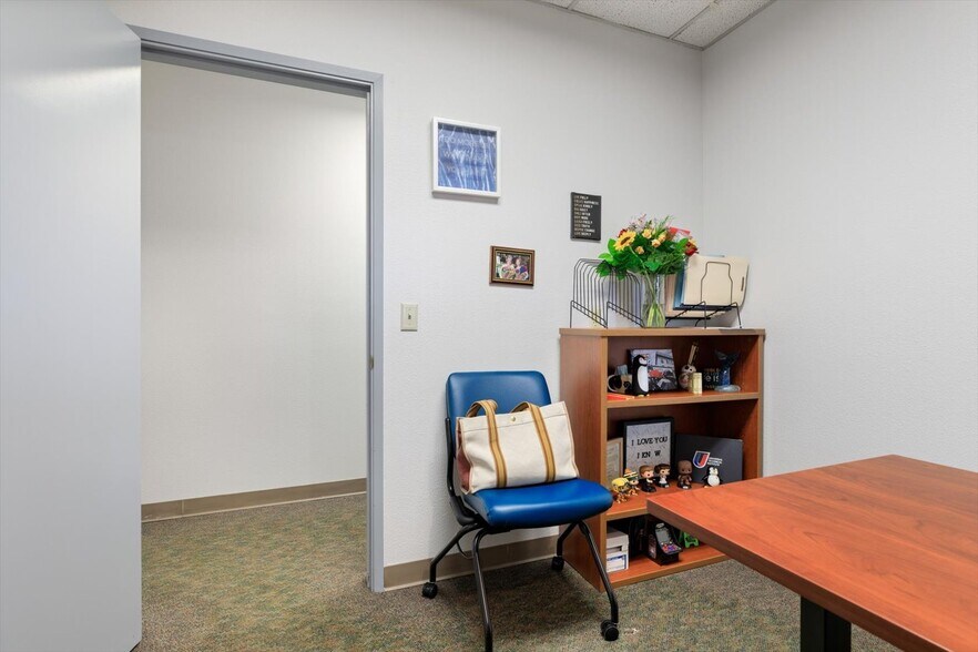 More Photos Of 5589 Harbor Road Rd, Freeland Office Residential For Sale