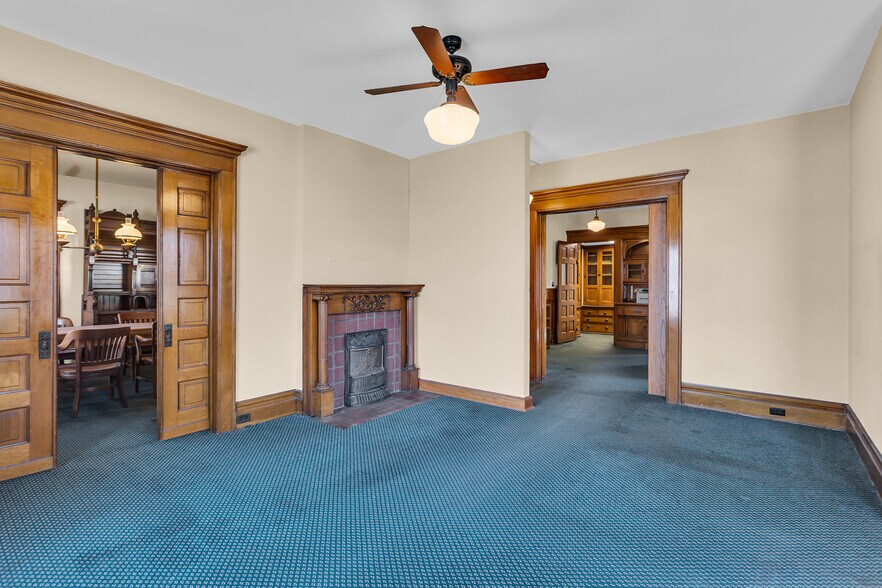 More Photos Of 601 S Jackson St, Jackson Office For Sale
