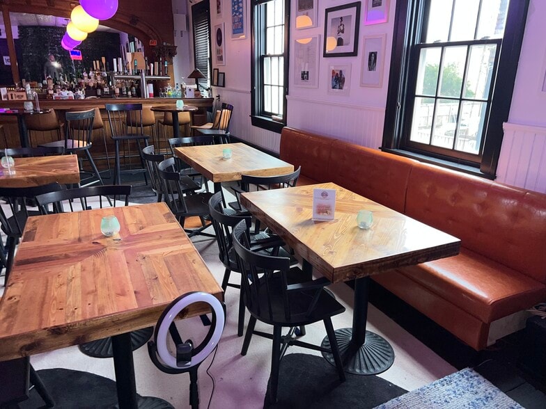 More Photos Of 28 Market St, Warren Theater Concert Hall For Sale