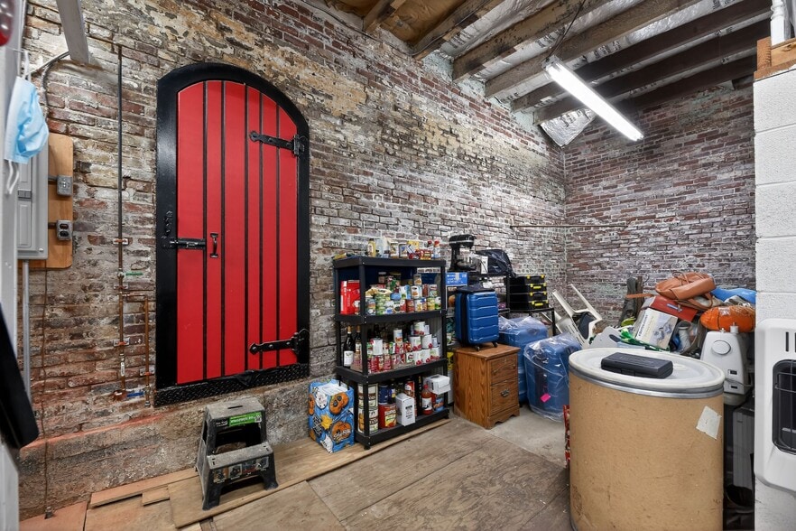 More Photos Of 3341-43 D St, Philadelphia Manufacturing For Sale