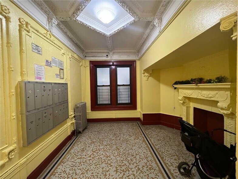 More Photos Of 975 Ocean Ave, Brooklyn Apartments For Sale