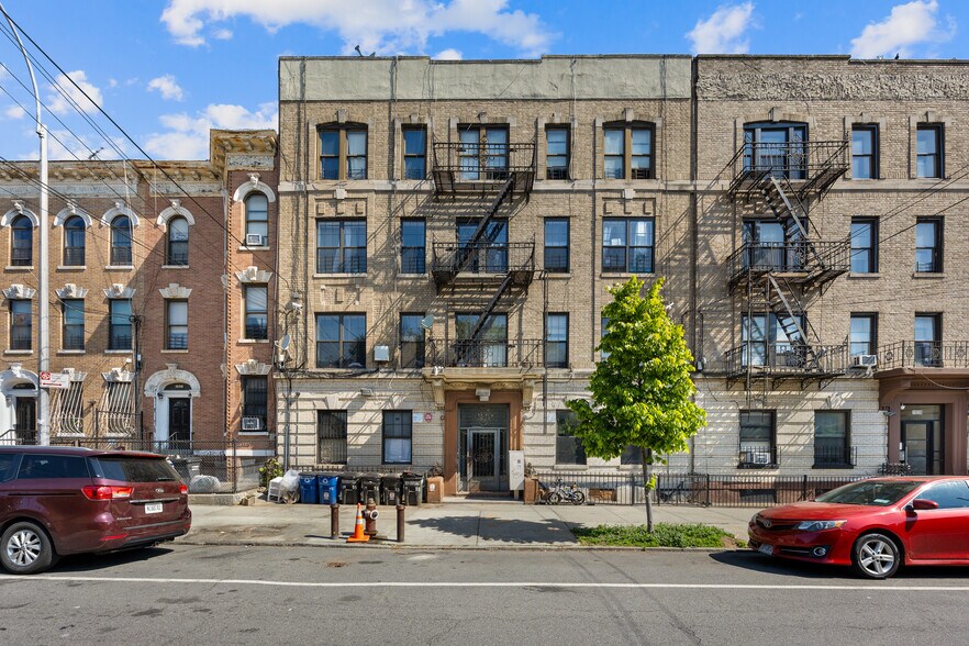 More Photos Of 1935 Bergen St, Brooklyn Apartments For Sale