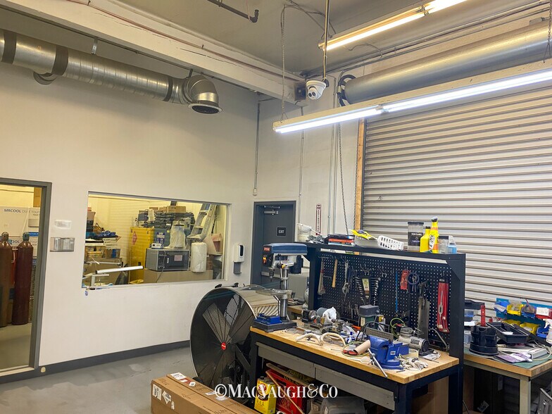 More Photos Of 904 S Alta Vista Ave, Monrovia Manufacturing For Lease
