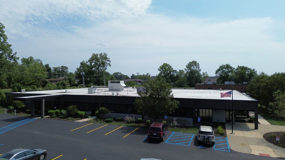 More Photos Of 1721 Magnavox Way, Fort Wayne Medical For Sale