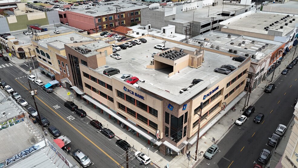 More Photos Of 777 E 12th St, Los Angeles Office For Lease