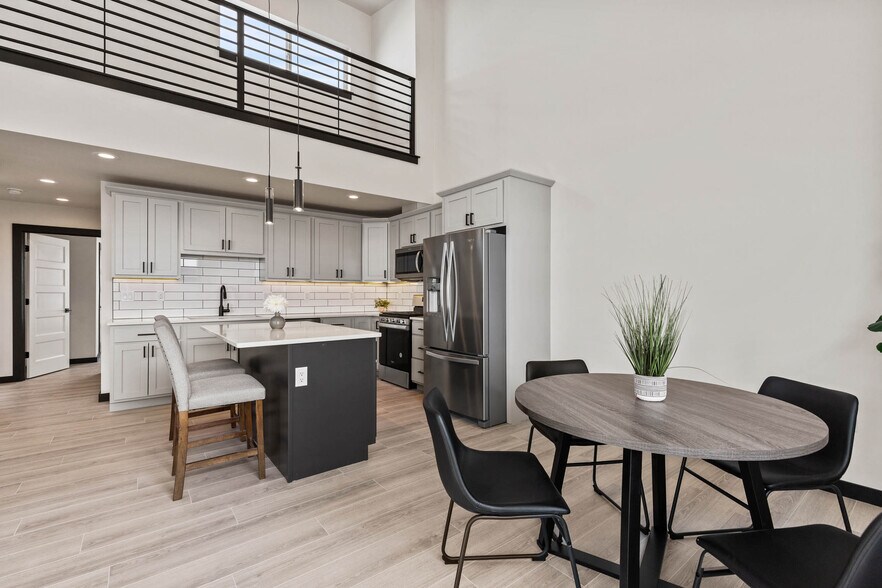 More Photos Of 2998 N 27th Ave, Bozeman Light Manufacturing For Lease