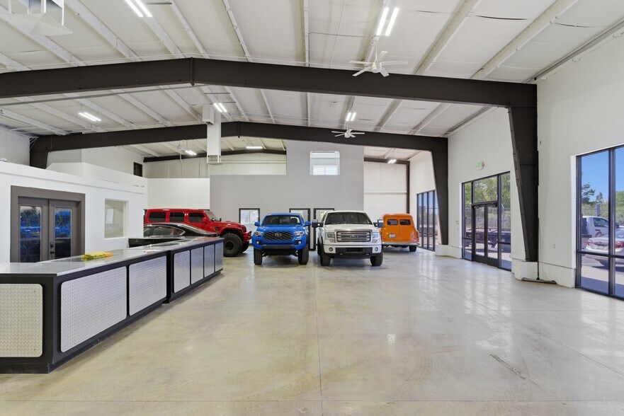 More Photos Of 1750 S 1350 W, West Haven Light Distribution For Lease