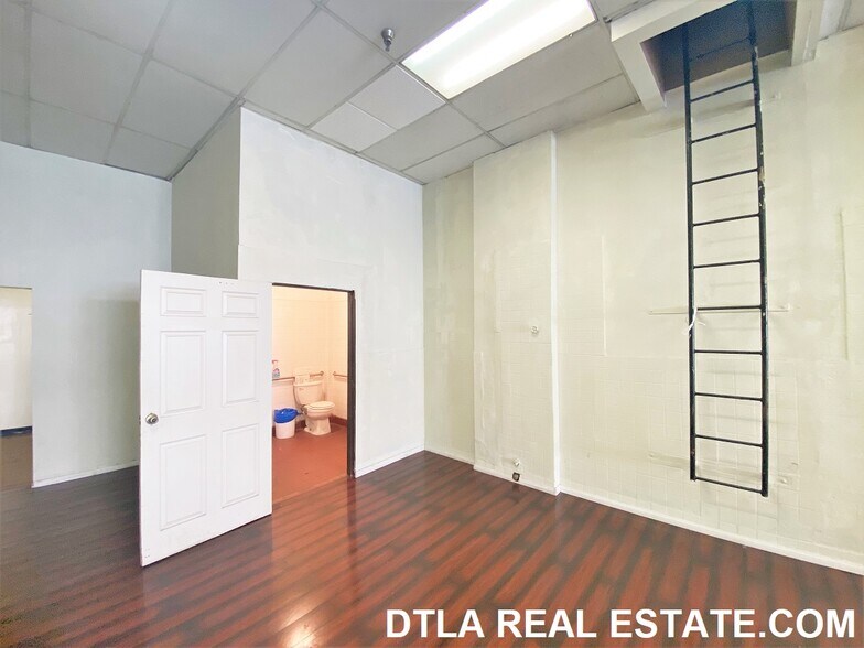 More Photos Of 248-260 S Broadway, Los Angeles General Retail For Sale